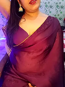 Snapshot of Cute-Raashii chatting on October 4, 1:36 am Cute-Raashii online show from October 4, 1:36 am