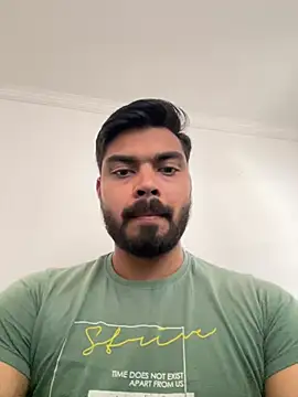 Snapshot of hotboysammy chatting on December 27, 4:58 am hotboysammy online show from December 27, 4:58 am