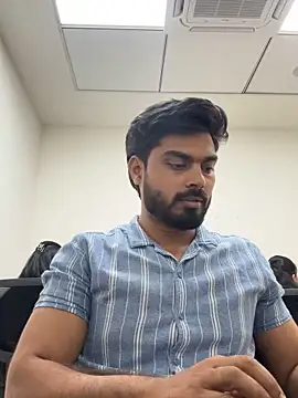 Snapshot of hotboysammy chatting on February 18, 11:11 am hotboysammy online show from February 18, 11:11 am