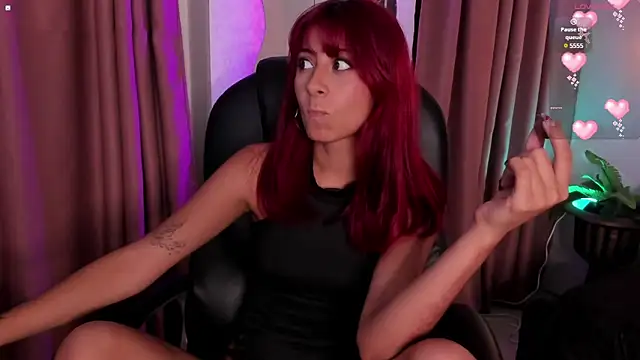 cloe  palmer online show from March 10, 6:12 pm