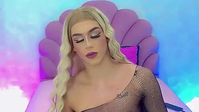 Snapshot of briana_sex32 chatting on January 14, 4:47 am briana sex32 online show from January 14, 4:47 am