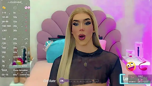 Snapshot of briana_sex32 chatting on March 19, 10:22 am briana sex32 online show from March 19, 10:22 am