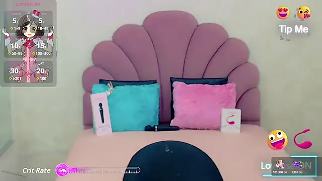 Snapshot of briana_sex32 chatting on October 22, 3:07 am briana sex32 online show from October 22, 3:07 am