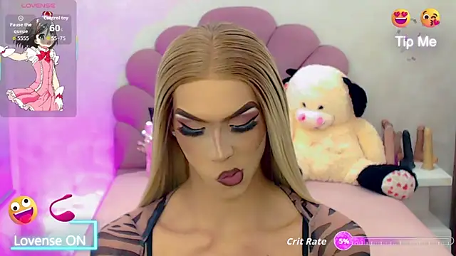 Snapshot of briana_sex32 chatting on November 7, 1:16 am briana sex32 online show from November 7, 1:16 am