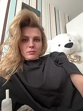 Liya my online show from March 27, 1:22 pm