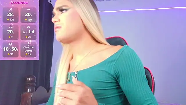 AllisonsweetZ online show from December 15, 9:19 pm