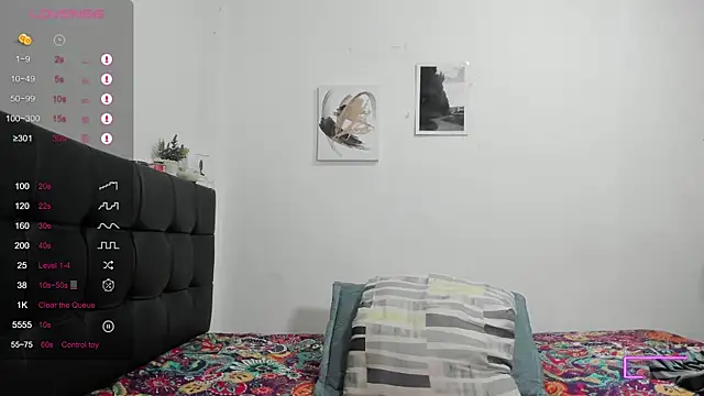 RoddyRich11 online show from October 12, 10:31 pm