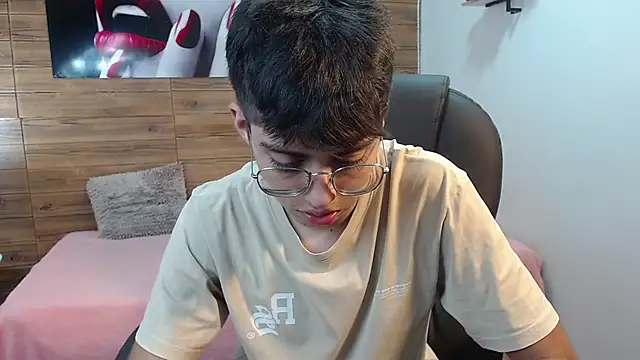 jhoellx online show from September 29, 7:40 pm