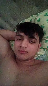 Snapshot of boy_3835 chatting on March 19, 4:47 am boy 3835 online show from March 19, 4:47 am