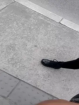 sophie banger online show from September 25, 4:32 pm