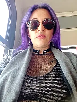 sophie banger online show from November 13, 6:51 pm