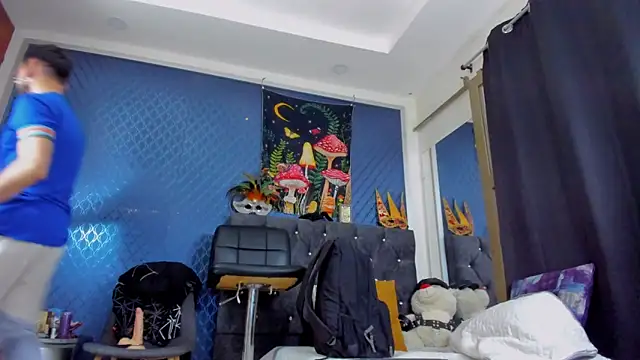 leondevereda online show from February 25, 9:24 pm