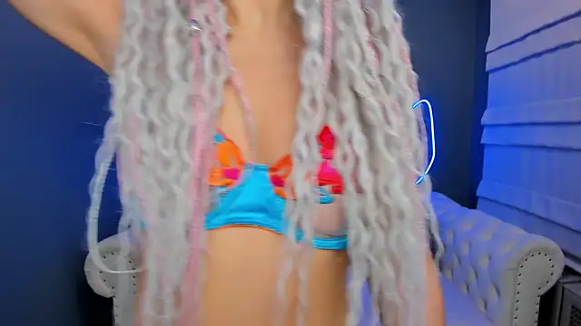 Snapshot of rock_n_roxy chatting on February 12, 1:19 am rock n roxy online show from February 12, 1:19 am