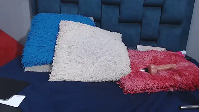 GabySteven online show from April 11, 8:51 am