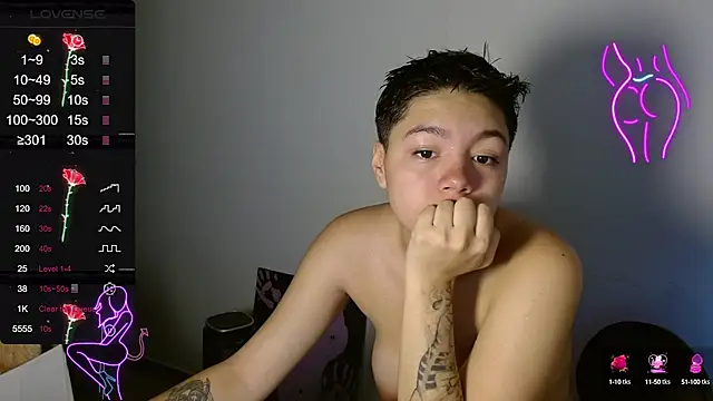 Snapshot of TRIXIE_TANG28 chatting on March 16, 11:04 pm TRIXIE TANG28 online show from March 16, 11:04 pm