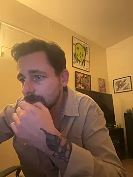 defbond420 online show from November 10, 11:04 pm