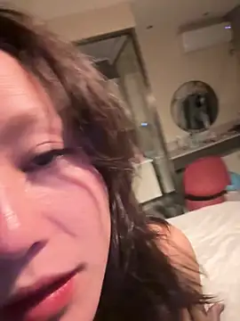 Krismil3 online show from April 13, 12:32 pm