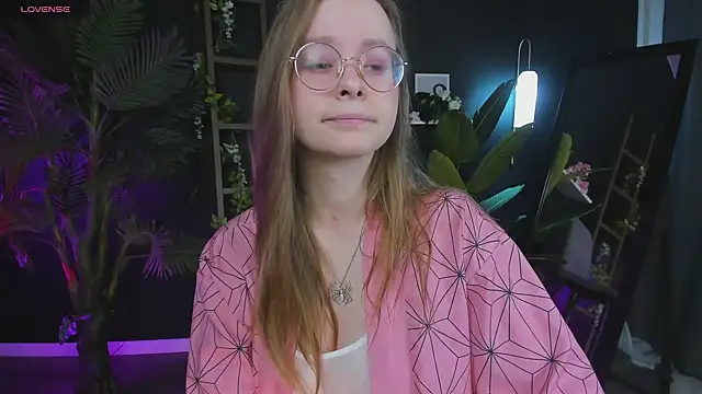 CassieCool online show from February 21, 9:11 pm