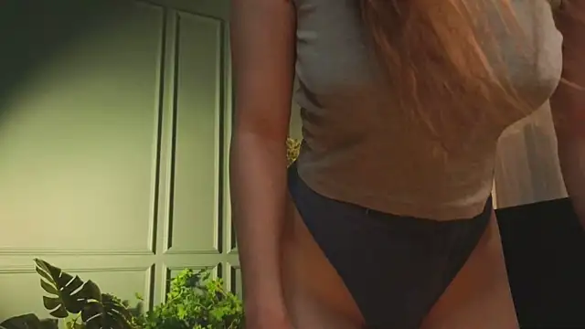 Snapshot of CassieCool chatting on June 9, 7:14 pm CassieCool online show from June 9, 7:14 pm