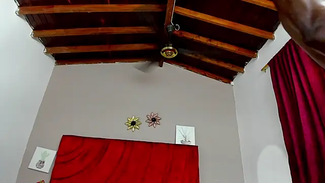 jhonjairo85  online show from March 20, 3:56 am