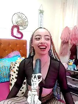 Snapshot of Yennastone chatting on December 16, 2:16 pm Yennastone online show from December 16, 2:16 pm