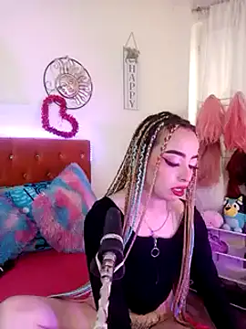 Snapshot of Yennastone chatting on January 2, 4:46 pm Yennastone online show from January 2, 4:46 pm