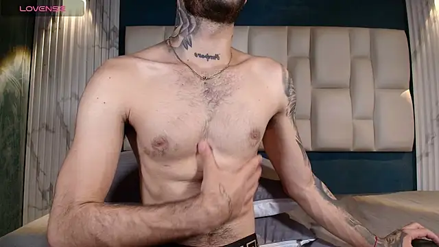 Marcelo ruiz  online show from February 19, 9:06 am