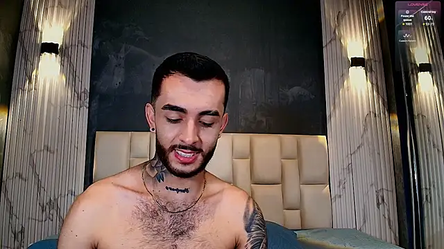 Marcelo ruiz  online show from June 9, 1:39 am