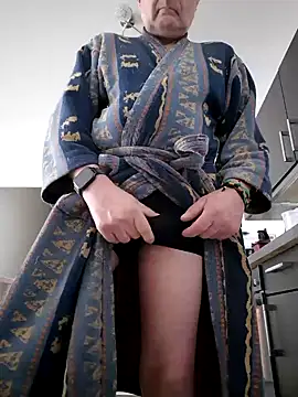 Snapshot of Bretoncool chatting on February 7, 2:15 pm Bretoncool online show from February 7, 2:15 pm