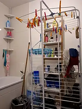 Snapshot of Bretoncool chatting on February 23, 12:48 pm Bretoncool online show from February 23, 12:48 pm