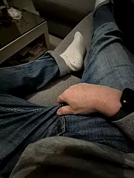 Snapshot of Bretoncool chatting on February 27, 5:02 am Bretoncool online show from February 27, 5:02 am