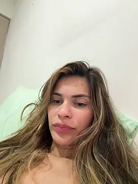 cuteluci  online show from January 28, 2:10 pm