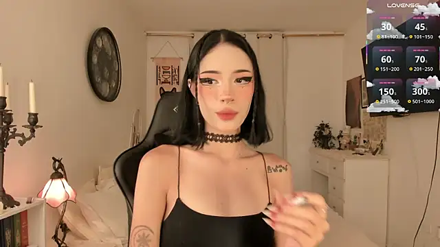 Nefftis online show from October 3, 11:57 pm
