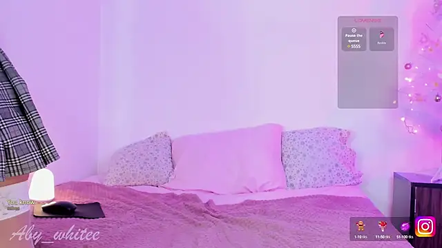 AbyWhitee online show from December 16, 6:53 am