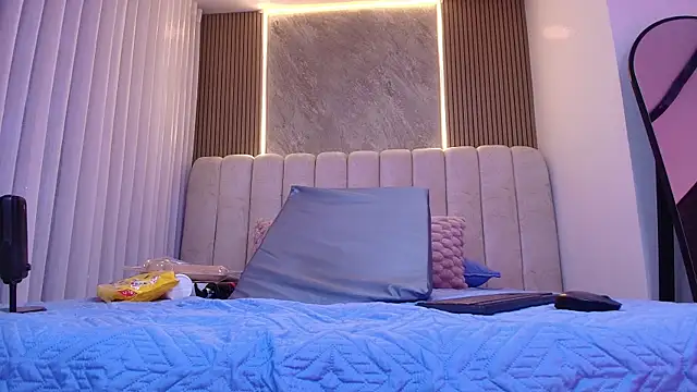 kata hazel online show from November 18, 7:29 pm