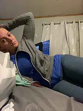 KillaKelli69 online show from January 1, 2:30 am