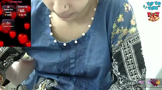 Barbie-Queen2 online show from January 21, 3:32 pm