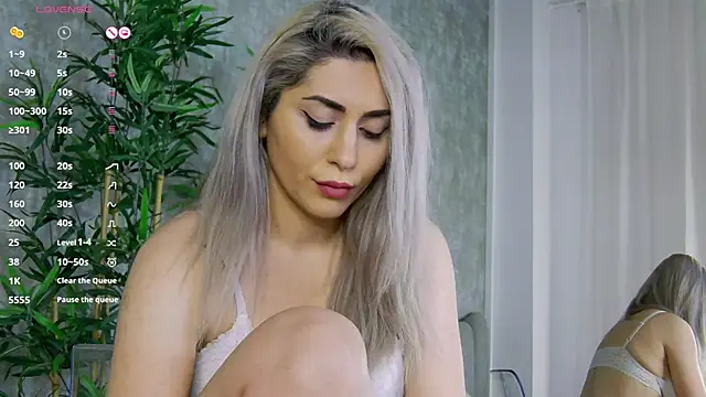 CelineMeyerr online show from February 18, 6:26 am