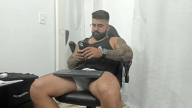 Lyon vach online show from March 12, 9:45 pm