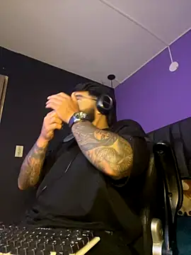 Lyon vach online show from October 8, 11:24 pm