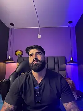 Lyon vach online show from February 14, 11:45 pm