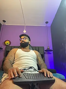 Lyon vach online show from February 15, 9:11 pm