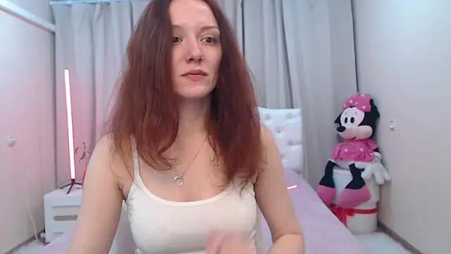 BarbaraStily online show from April 25, 6:49 am