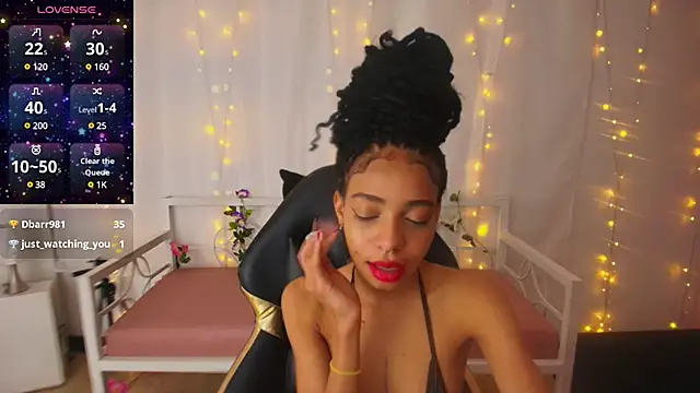 Abigail Wilson  online show from December 6, 11:57 pm