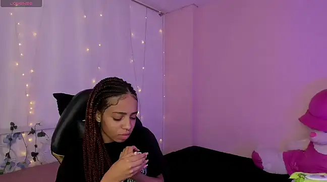 Abigail Wilson  online show from January 25, 11:43 pm