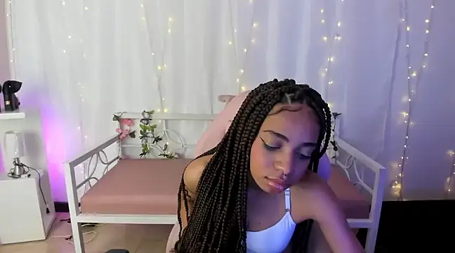 Abigail Wilson  online show from February 15, 12:15 am