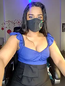 Black-Pearll online show from April 22, 8:17 am