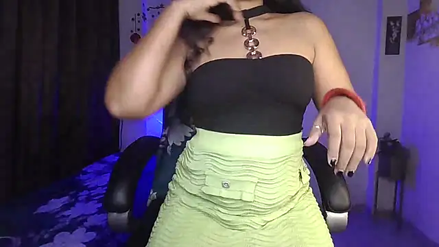Black-Pearll online show from May 20, 3:56 am