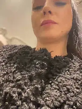 Roxana-Sexy online show from February 20, 6:06 am