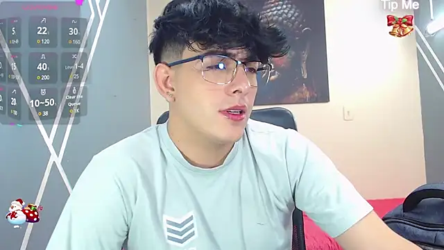 Snapshot of nolan_twink1 chatting on December 26, 6:01 pm nolan twink1 online show from December 26, 6:01 pm